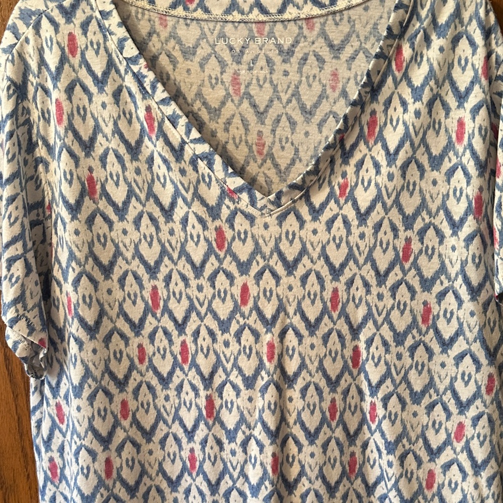 Lucky Brand Women's Blue and Pink Geometric Blouse
